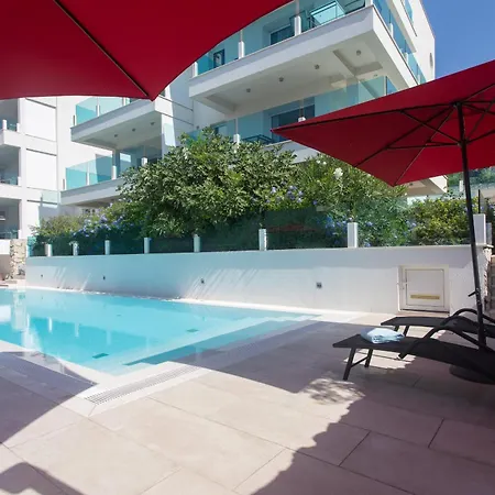 Aqua Apartment