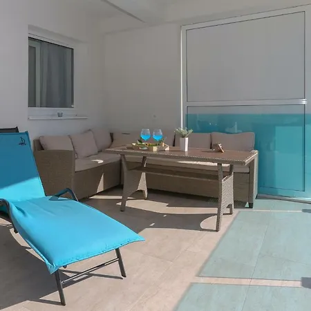 Apartment Aqua